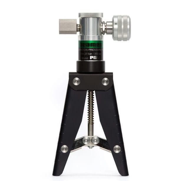 Manual calibration pump PGM Beamex for pressure generation