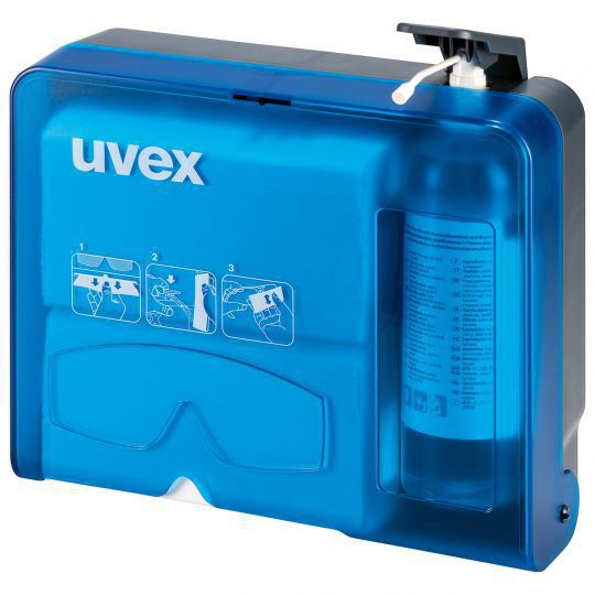 Solvent cleaning station