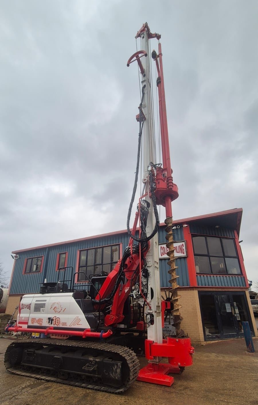 Continuous flight auger (CFA) drilling rig - TT10 CFA - TESCAR Srl ...