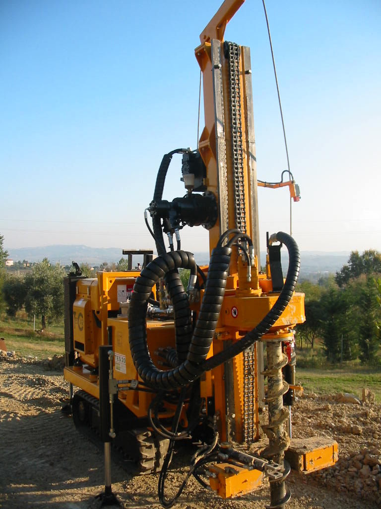 Micropile drilling rig - TES20 Compact - TES CAR Srl - crawler / rotary ...