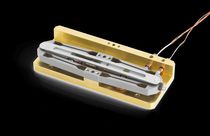 Linear piezoelectric actuator