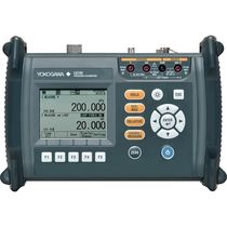 Pressure calibrator / portable