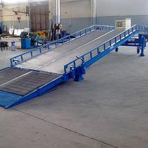 Hydrolic Operated Loading Ramps Hydraulic loading ramp, Hydraulic ramp - All industrial manufacturers