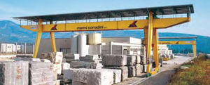 rail-mounted gantry crane