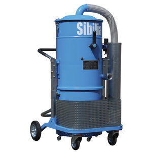 industrial vacuum cleaner