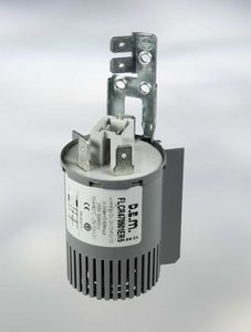 band-pass electronic filter