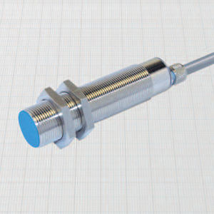 inductive proximity sensor / cylindrical / IP68 / amplified