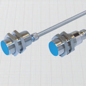 inductive proximity sensor / cylindrical / IP68 / amplified