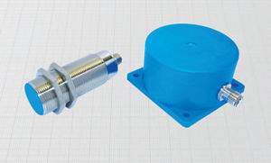 电感式接近传感器