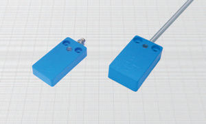 电感式接近传感器