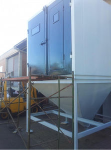 wet blast cabinet