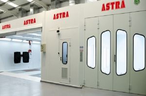 enclosed paint booth