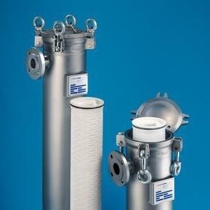 cartridge filter housing