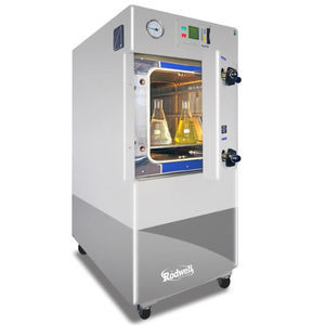 laboratory autoclave