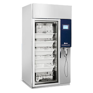 干燥箱和透明的覆盖