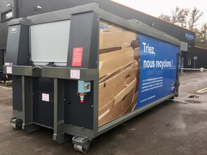 mixed waste compactor