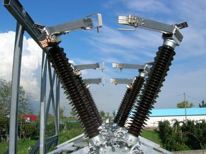 automatic isolator switch