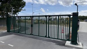 folding gate