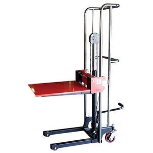 manual stacker truck