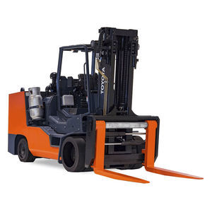 Heavy-duty forklift - 2THD series - Toyota Industrial Equipment ...