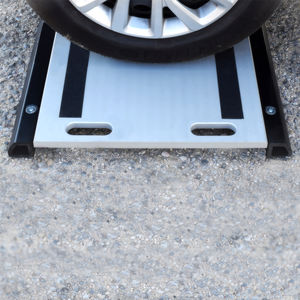 vehicle wheel scale 1