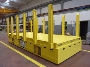 电池驱动的自航拖车