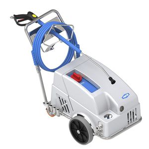 hot water high-pressure cleaner