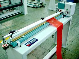 automatic sealing machine