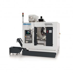 computer-controlled hose skiving machine