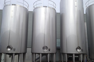 liquid tank