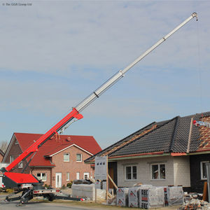 trailer-mounted crane