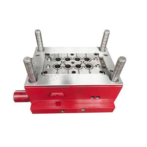 多腔塑料注射模