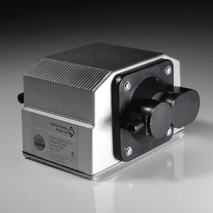 diaphragm vacuum pump / lubricated / single-stage / small
