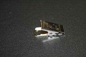 card-holder alligator clip
