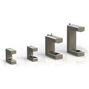 ultrasonic web edge sensor