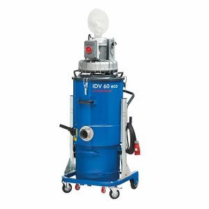 industrial vacuum cleaner