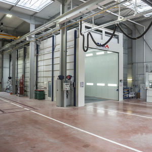 enclosed paint booth