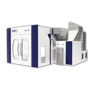 enclosed paint booth