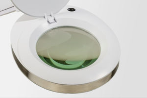 LED light magnifier