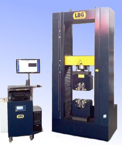 multi-parameter testing machine / computer-controlled / electromechanical