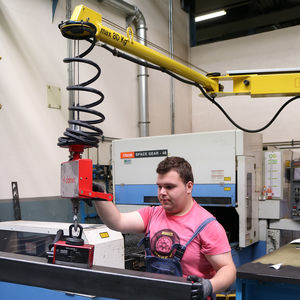 pneumatic manipulator