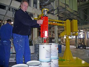 pneumatic manipulator 1