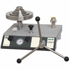pneumatic deadweight tester 1
