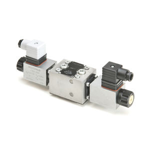 poppet hydraulic directional control valve