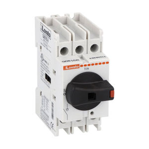 low-voltage disconnect switch