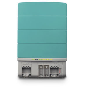 pure sine wave charger/inverter / 12V DC / for marine applications / compact