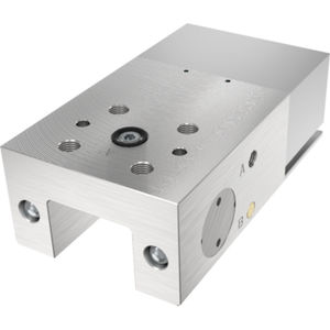 pneumatic clamping element