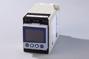 temperature regulator with LCD display