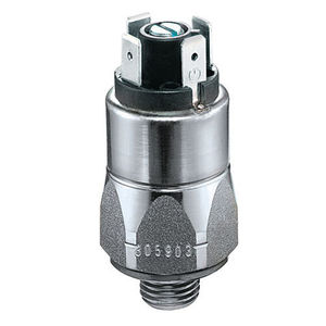 liquid pressure switch / piston / adjustable / IP65