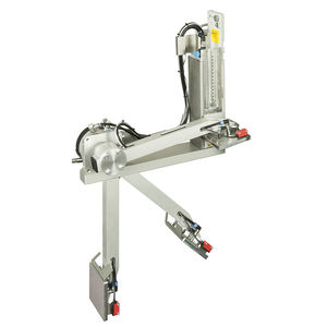 automatic label applicator